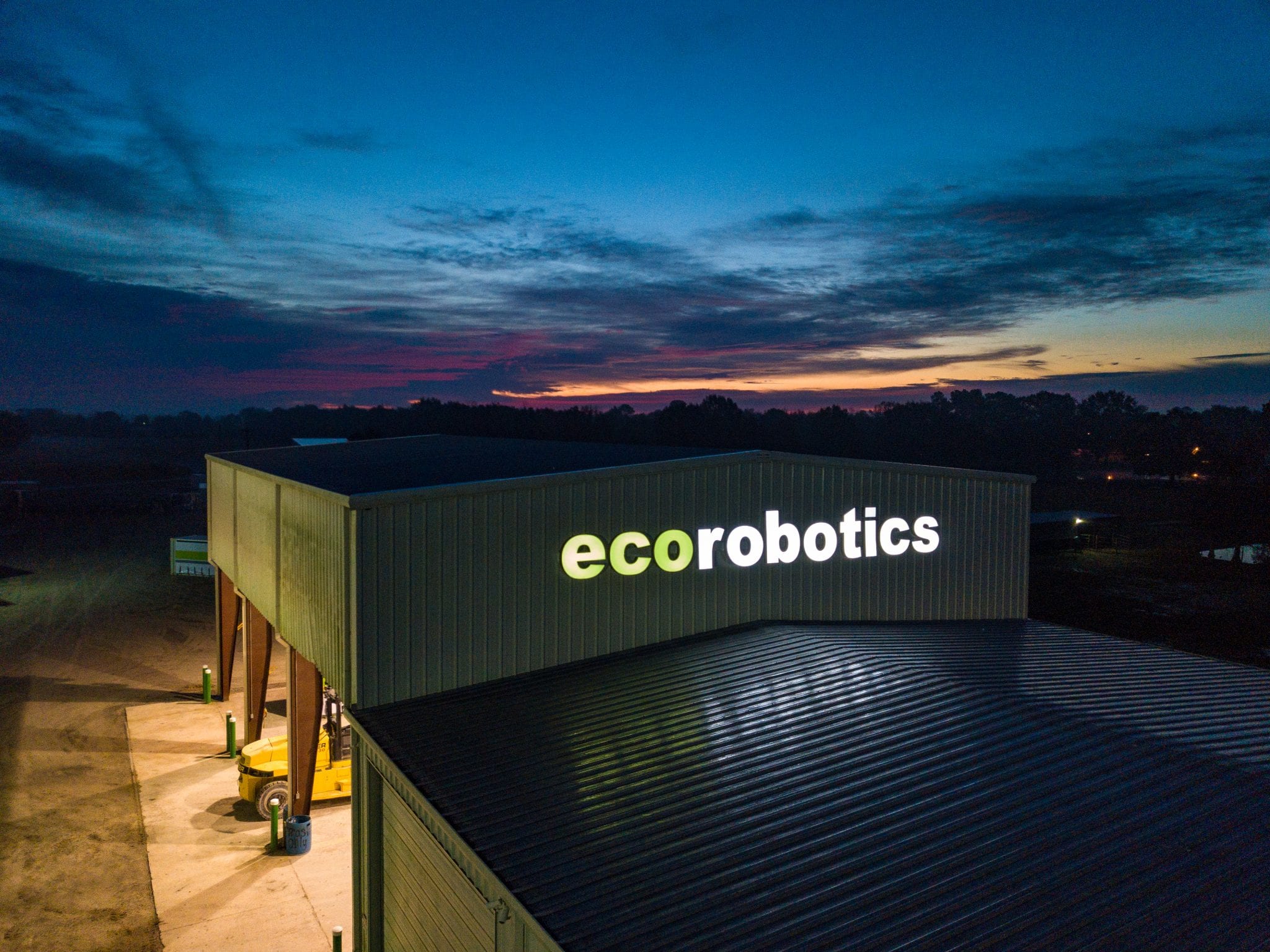 external view ecorobotics warehouse